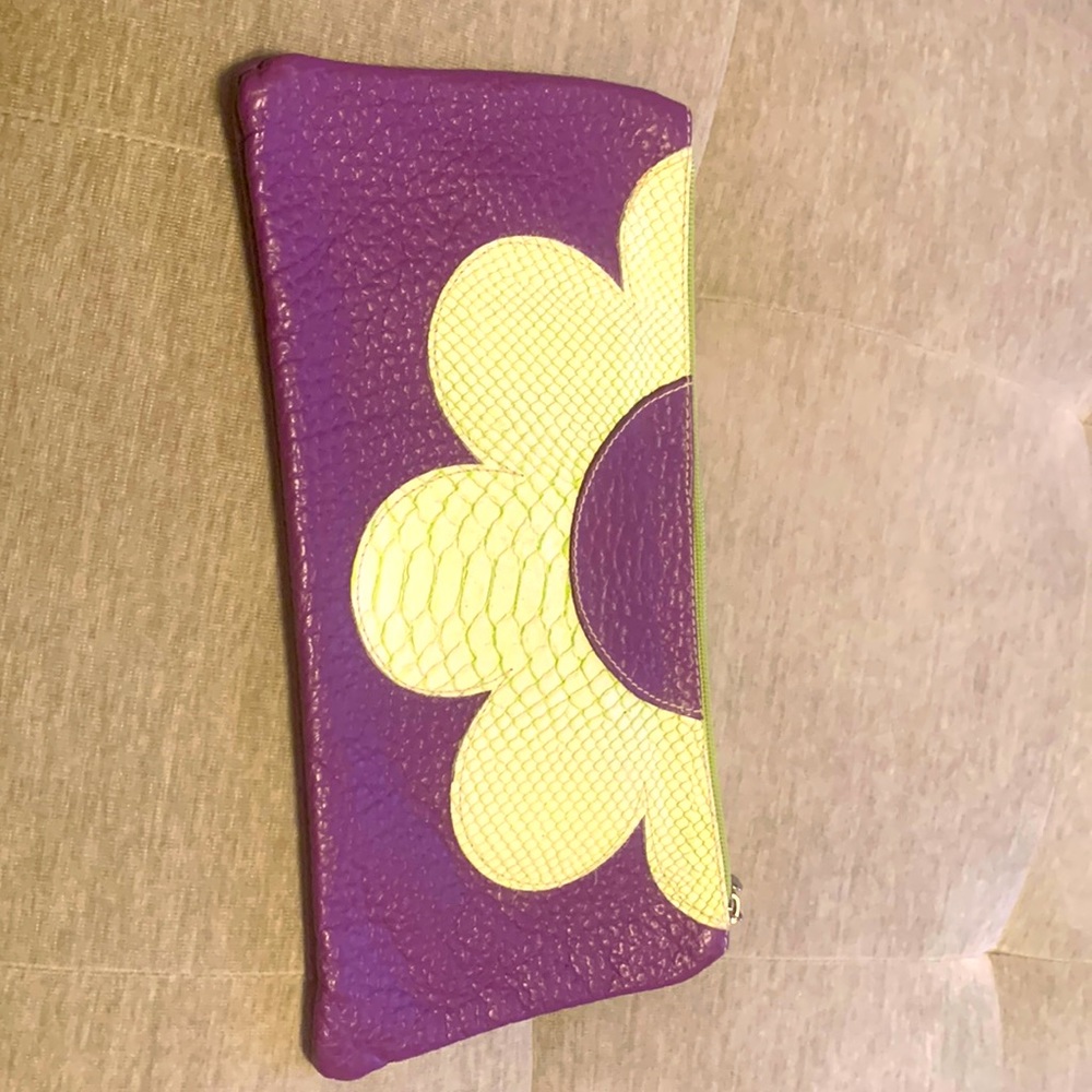Leather clutch bag